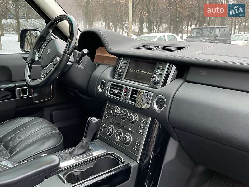 Внедорожник / Кроссовер Land Rover Range Rover 2009 в Киеве