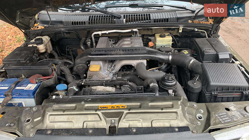 Внедорожник / Кроссовер Land Rover Range Rover 1997 в Кролевце
