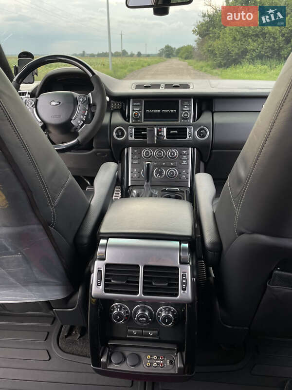 Позашляховик / Кросовер Land Rover Range Rover 2010 в Золотоноші