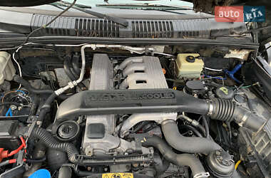 Позашляховик / Кросовер Land Rover Range Rover 1998 в Старій Вижівці