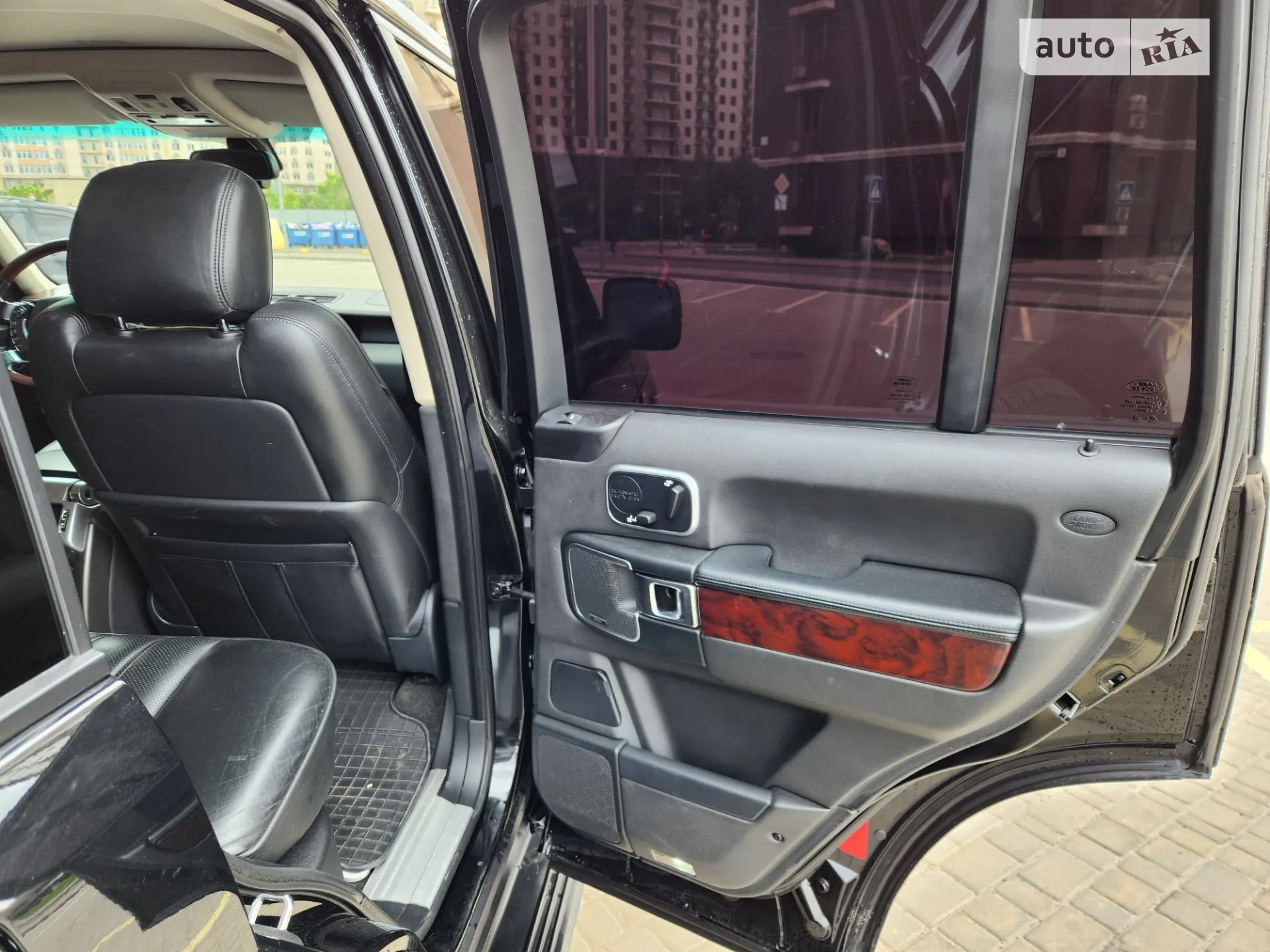 2010 Land Rover Range Rover - мініатюра 13
