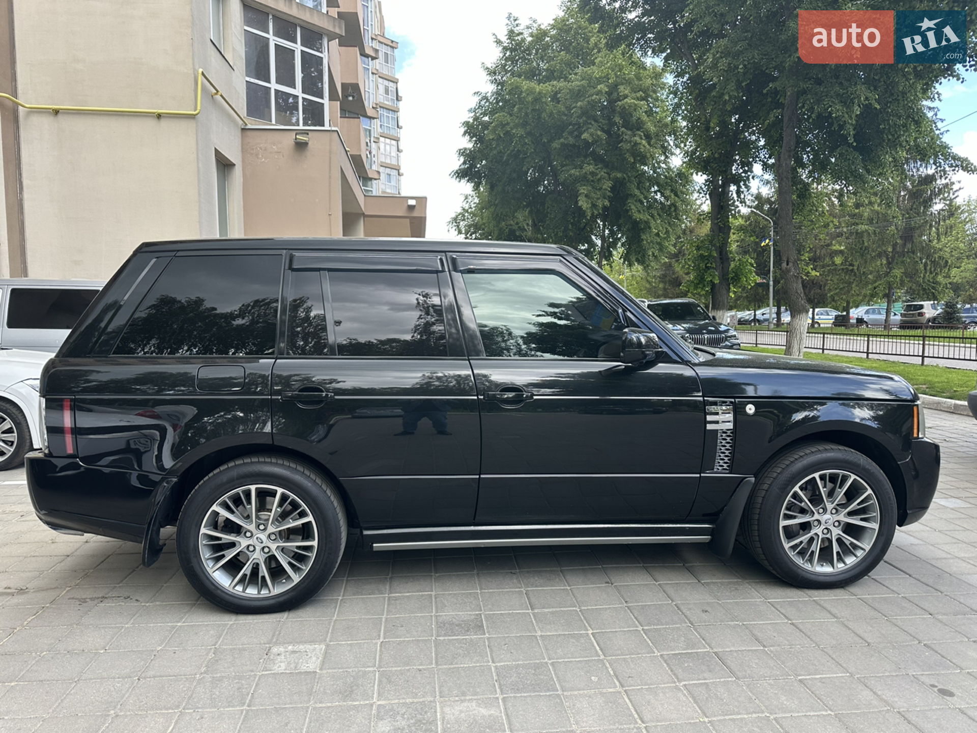 2010 Land Rover Range Rover - мініатюра 2