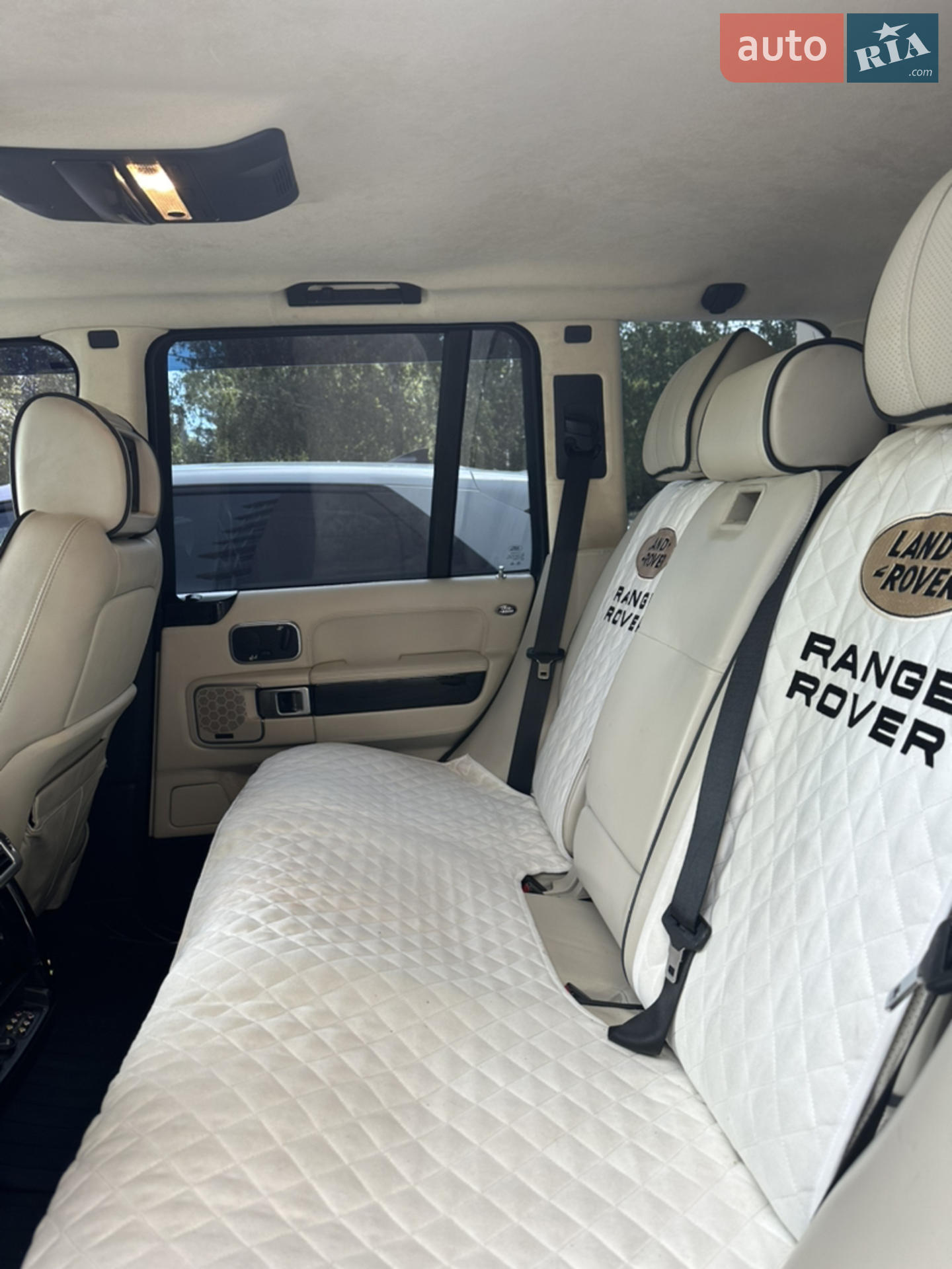 2010 Land Rover Range Rover - мініатюра 11