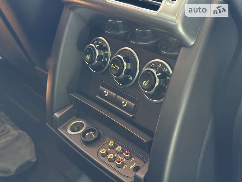 Внедорожник / Кроссовер Land Rover Range Rover 2010 в Черновцах