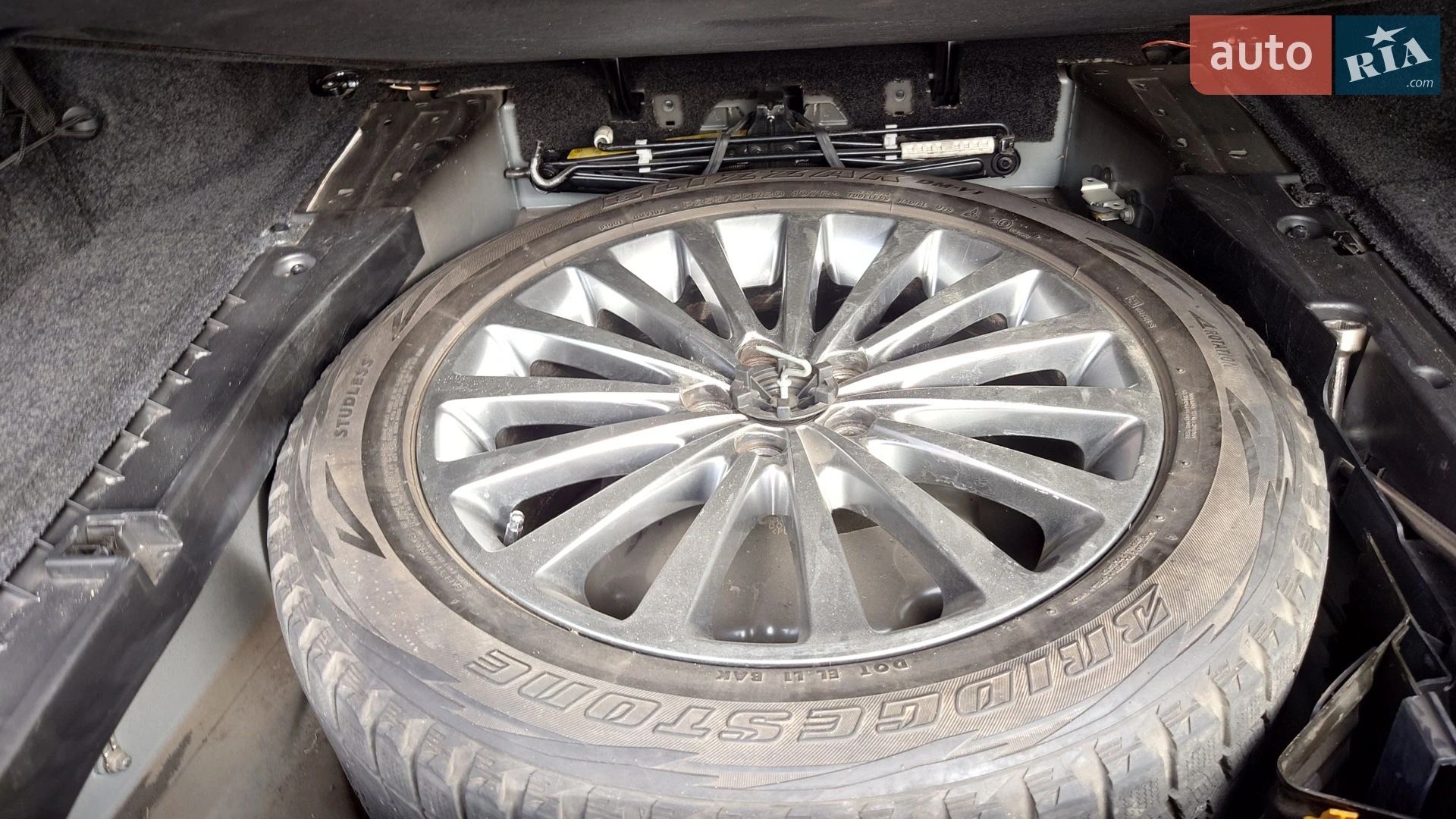 2012 Land Rover Range Rover - мініатюра 11