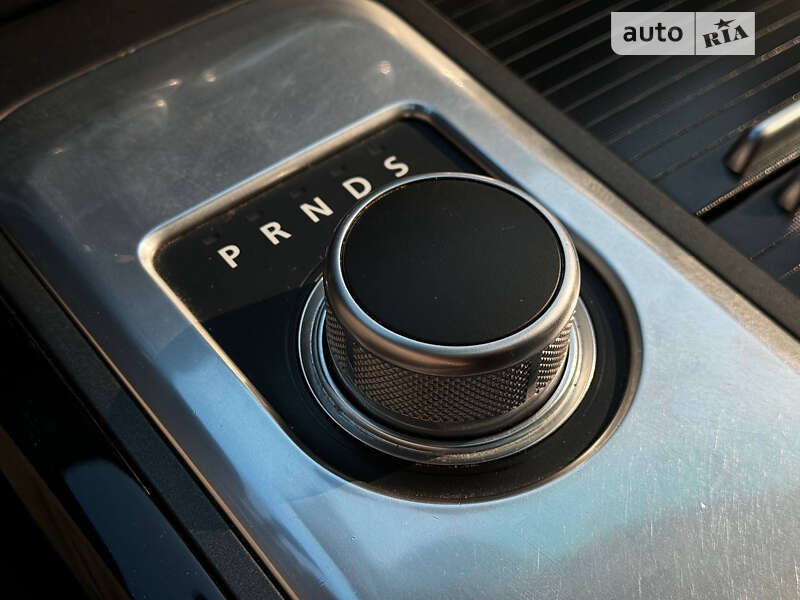 Внедорожник / Кроссовер Land Rover Range Rover 2012 в Кривом Роге