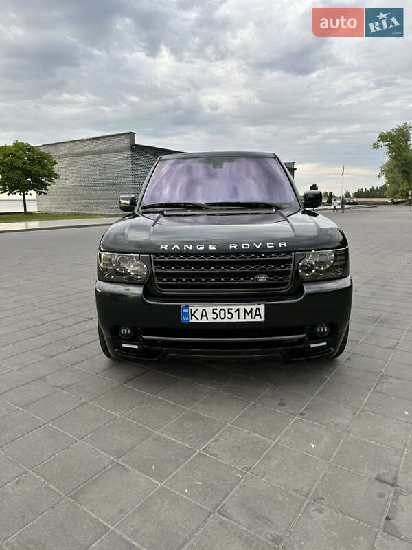 Внедорожник / Кроссовер Land Rover Range Rover 2010 в Ровно