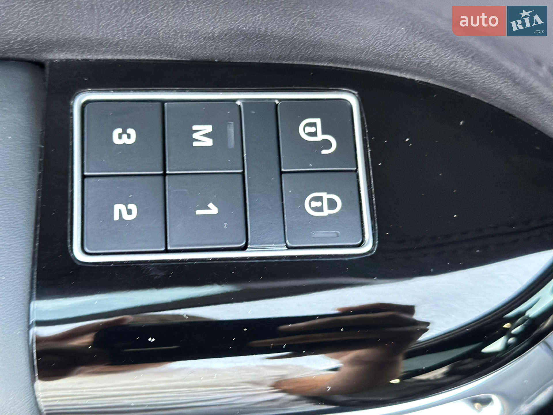 2016 Land Rover Range Rover - мініатюра 18