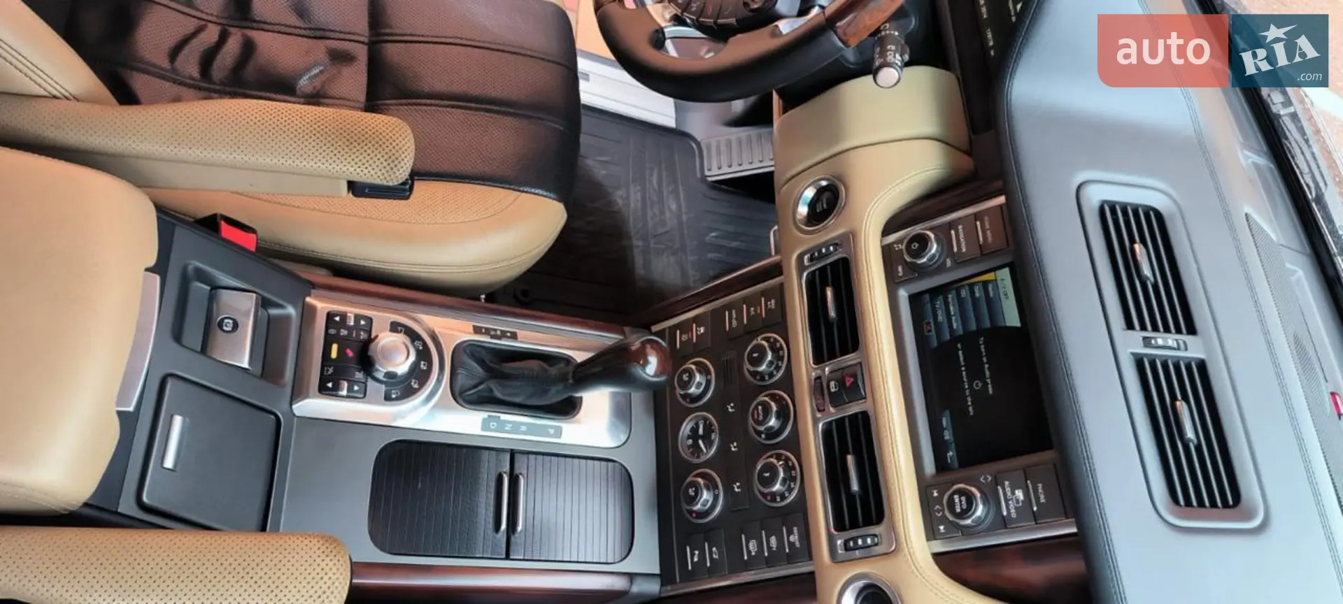 2010 Land Rover Range Rover - мініатюра 12