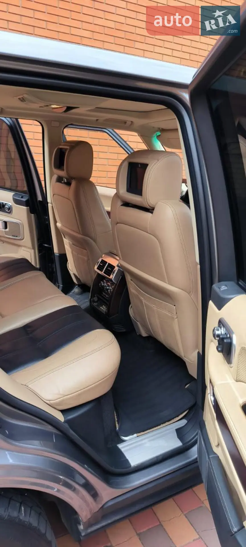 2010 Land Rover Range Rover - мініатюра 20