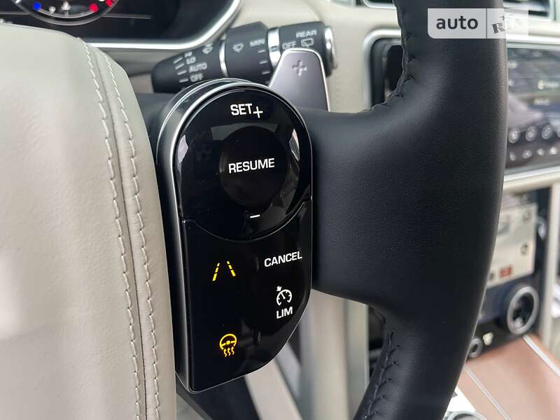 Внедорожник / Кроссовер Land Rover Range Rover 2018 в Киеве