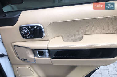 Позашляховик / Кросовер Land Rover Range Rover 2012 в 