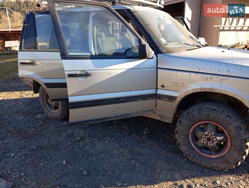 Внедорожник / Кроссовер Land Rover Range Rover 1997 в Верховине