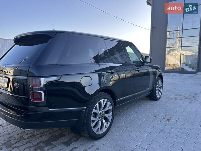 Позашляховик / Кросовер Land Rover Range Rover 2018 в Чернівцях