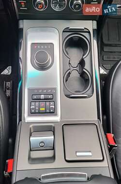 Внедорожник / Кроссовер Land Rover Range Rover 2011 в 