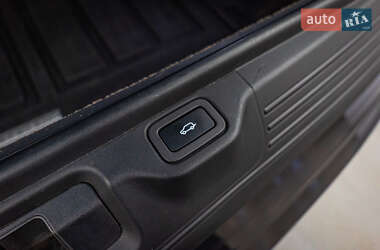 Внедорожник / Кроссовер Land Rover Range Rover 2021 в 