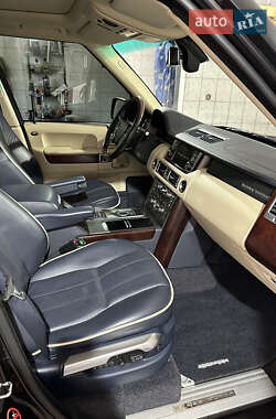 Позашляховик / Кросовер Land Rover Range Rover 2011 в 
