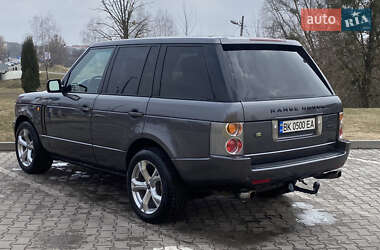 Внедорожник / Кроссовер Land Rover Range Rover 2004 в Дубно