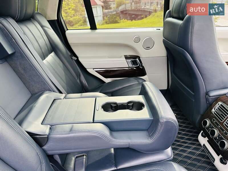 Внедорожник / Кроссовер Land Rover Range Rover 2015 в Тернополе