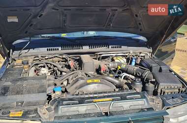 Внедорожник / Кроссовер Land Rover Range Rover 1997 в 