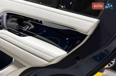 Внедорожник / Кроссовер Land Rover Range Rover 2023 в 