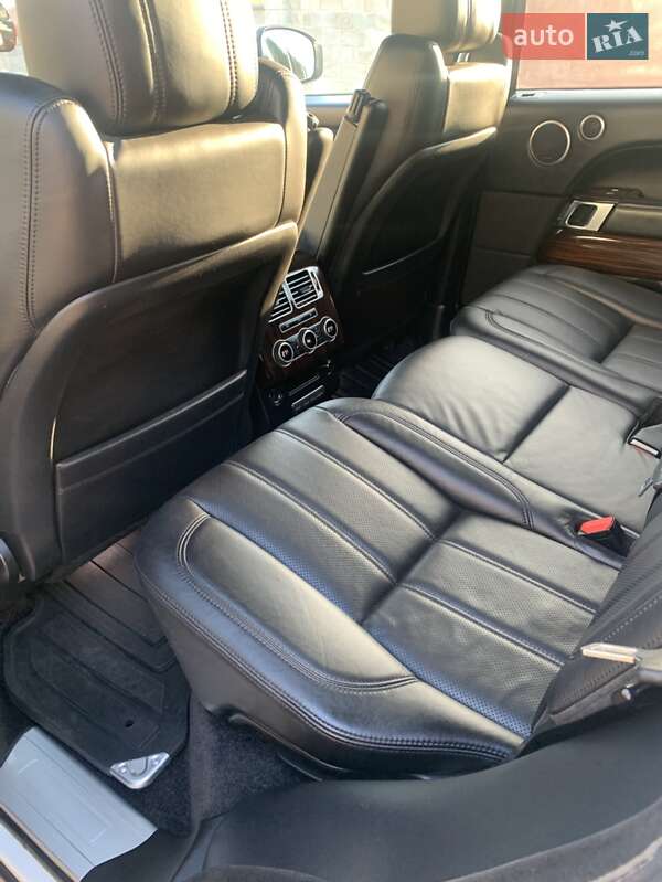 Внедорожник / Кроссовер Land Rover Range Rover 2015 в Ровно