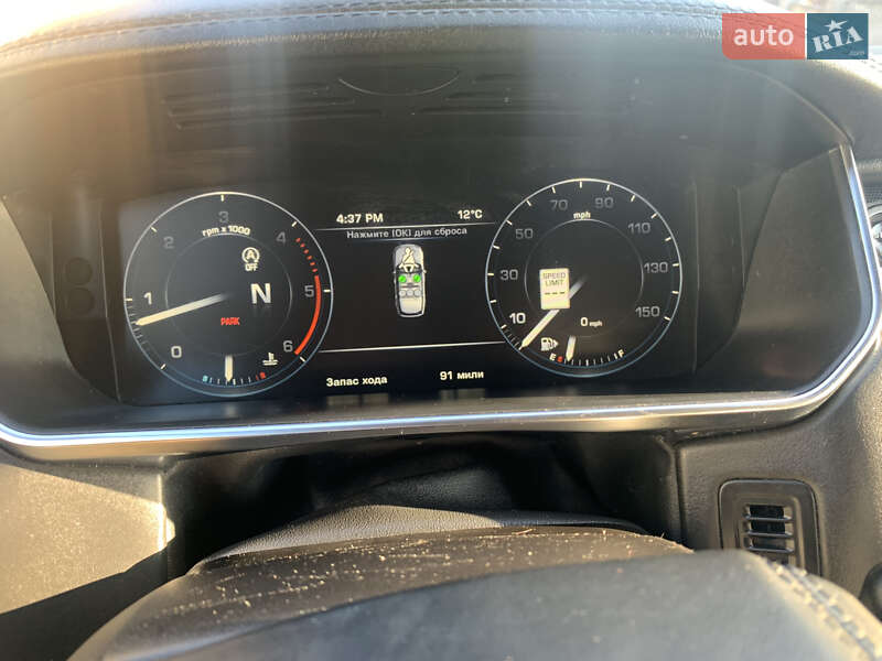 Внедорожник / Кроссовер Land Rover Range Rover 2015 в Ровно