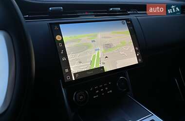 Внедорожник / Кроссовер Land Rover Range Rover 2023 в 