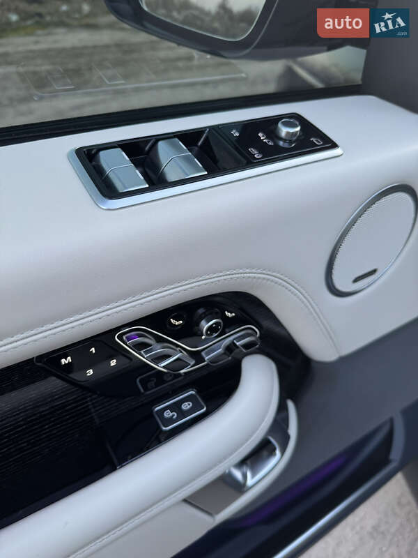 Внедорожник / Кроссовер Land Rover Range Rover 2020 в Киеве