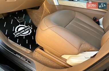 Позашляховик / Кросовер Land Rover Range Rover 2023 в 