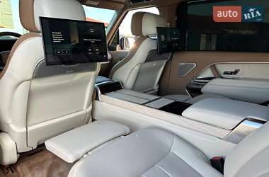 Позашляховик / Кросовер Land Rover Range Rover 2023 в 