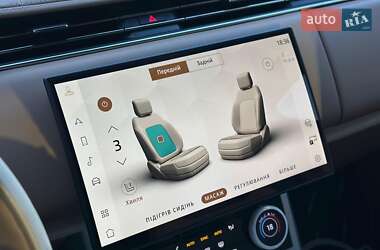 Позашляховик / Кросовер Land Rover Range Rover 2023 в 