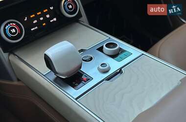 Позашляховик / Кросовер Land Rover Range Rover 2023 в 
