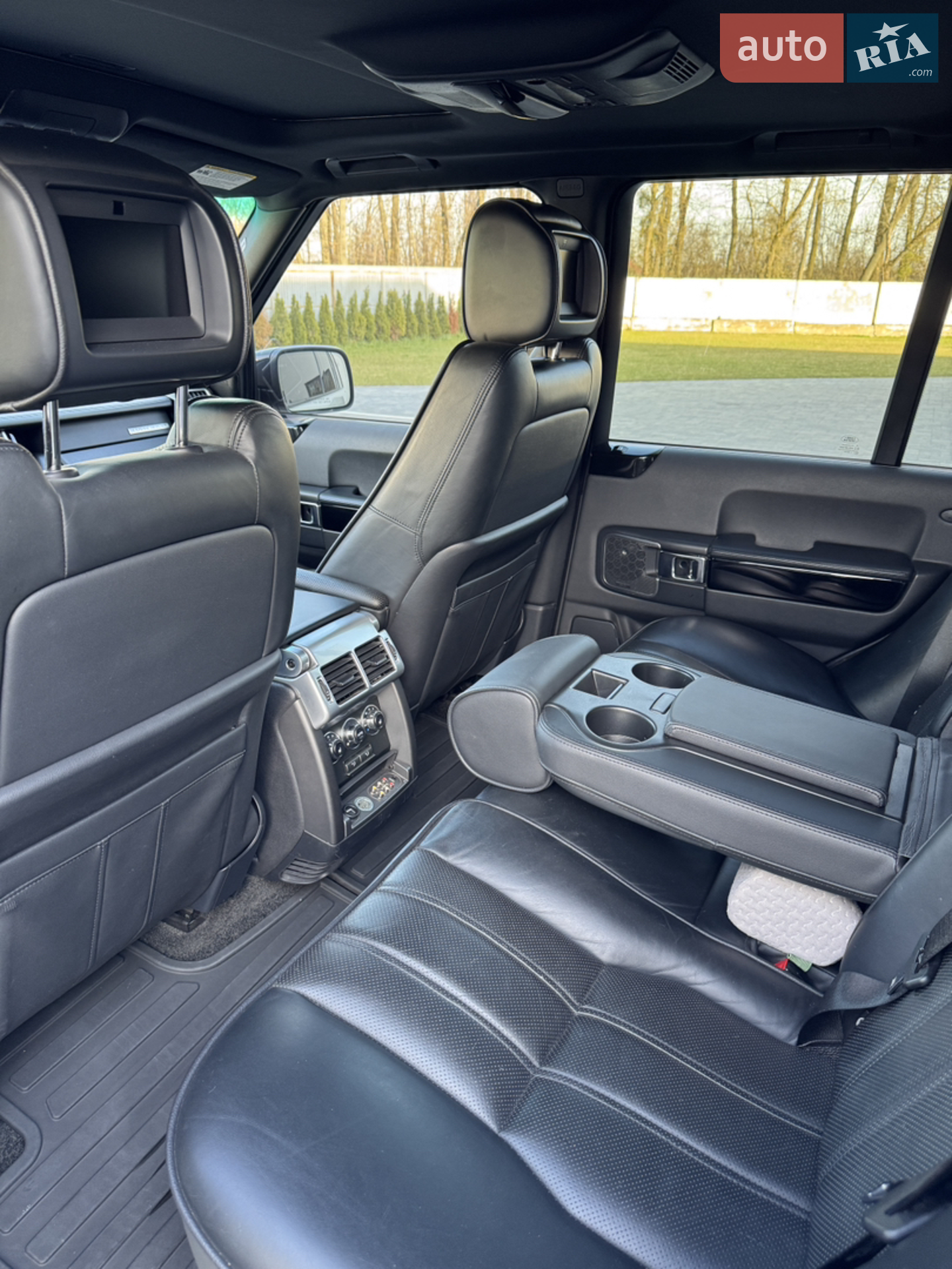2010 Land Rover Range Rover - мініатюра 39