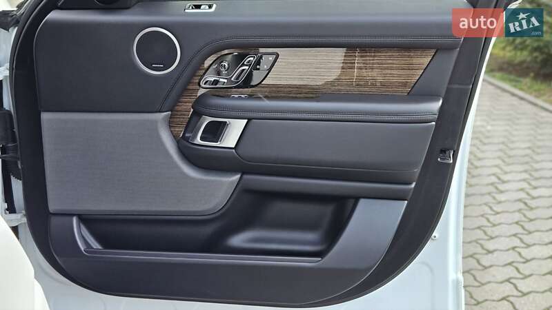Позашляховик / Кросовер Land Rover Range Rover 2019 в Сваляві