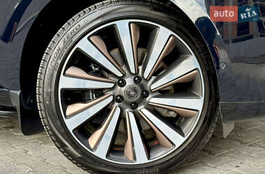Позашляховик / Кросовер Land Rover Range Rover 2024 в 