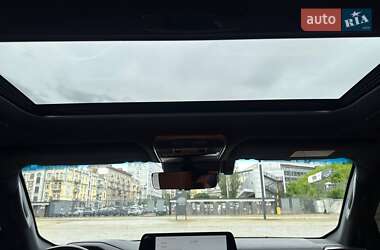 Позашляховик / Кросовер Land Rover Range Rover 2023 в 
