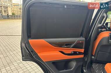 Позашляховик / Кросовер Land Rover Range Rover 2023 в 