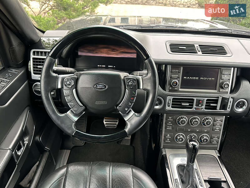Внедорожник / Кроссовер Land Rover Range Rover 2010 в Южноукраинске
