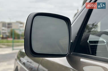 Позашляховик / Кросовер Land Rover Range Rover 2011 в 