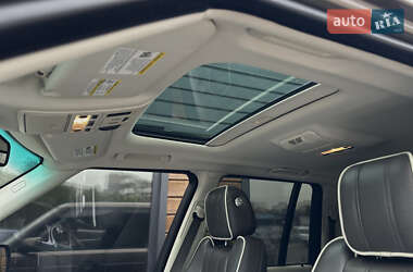 Позашляховик / Кросовер Land Rover Range Rover 2011 в 