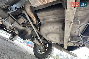 Позашляховик / Кросовер Land Rover Range Rover 1997 в 