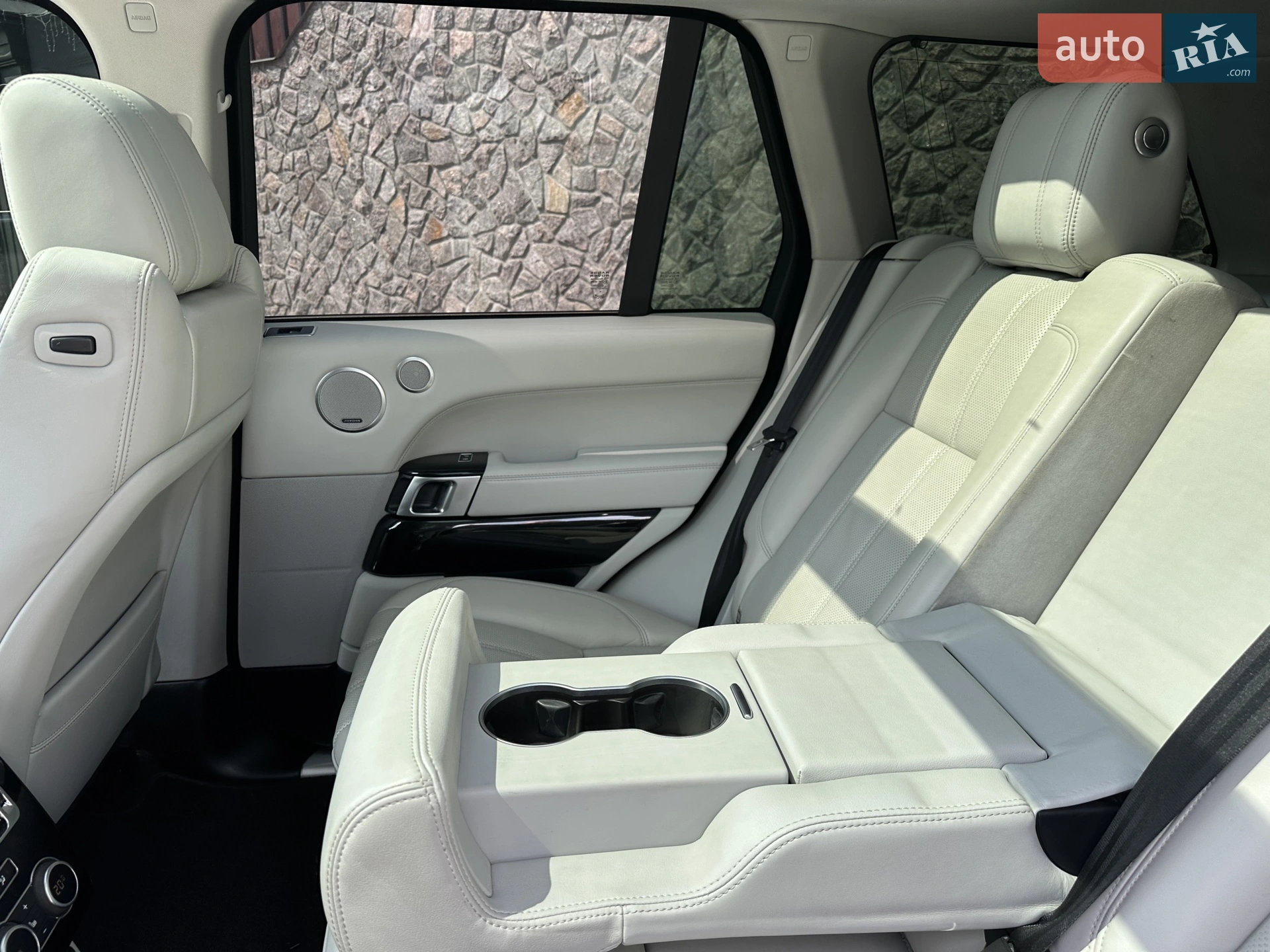 2016 Land Rover Range Rover - мініатюра 45