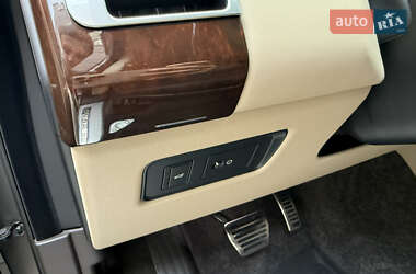 Внедорожник / Кроссовер Land Rover Range Rover 2020 в 