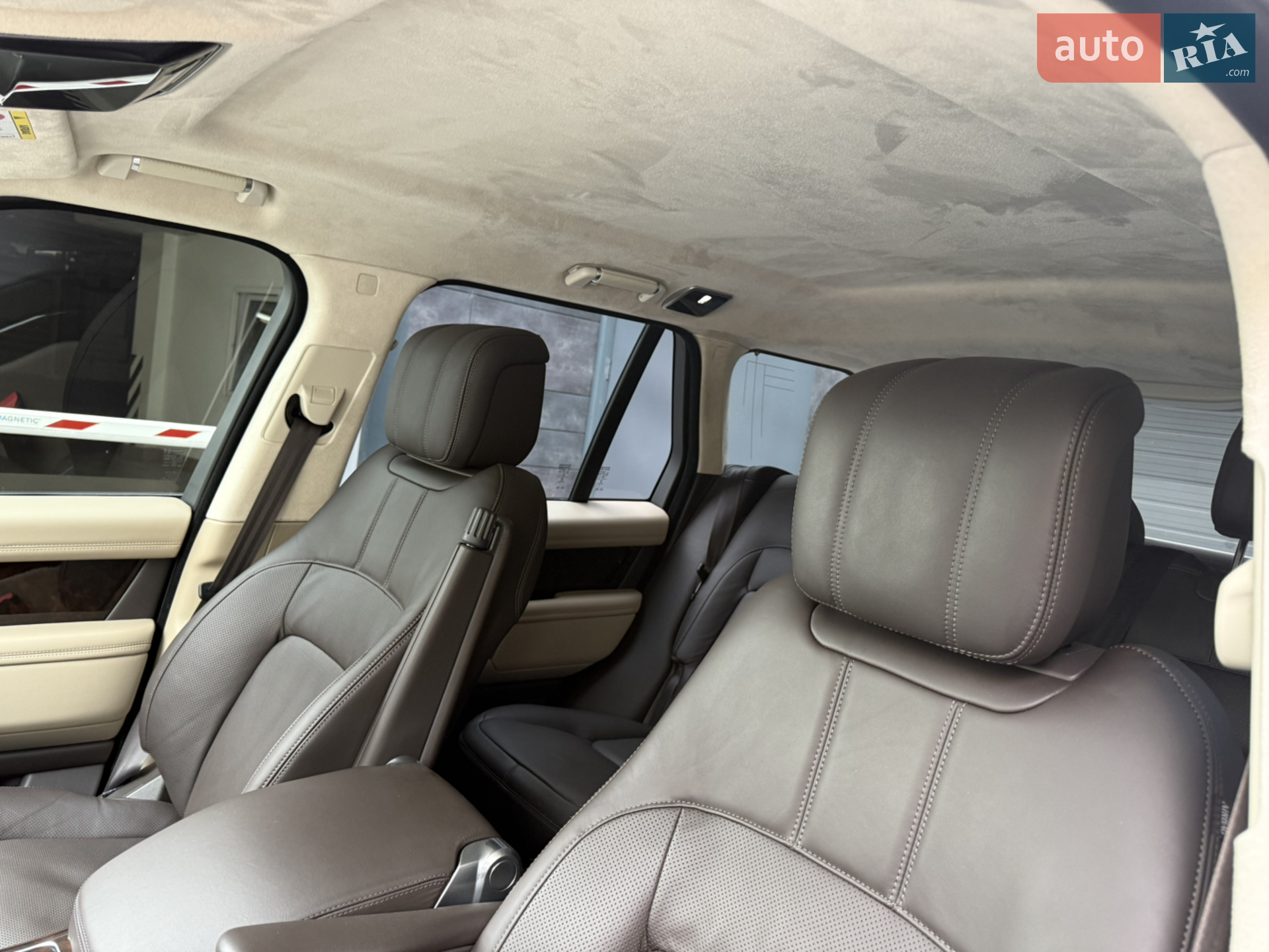 2020 Land Rover Range Rover - мініатюра 33