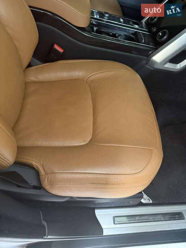 Внедорожник / Кроссовер Land Rover Range Rover 2019 в Днепре