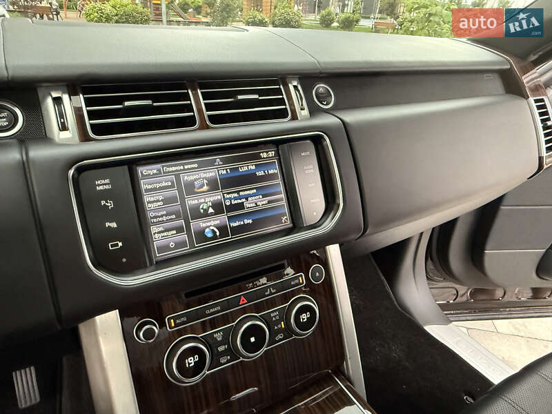 Внедорожник / Кроссовер Land Rover Range Rover 2015 в Киеве