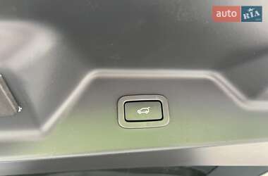 Позашляховик / Кросовер Land Rover Range Rover 2021 в 