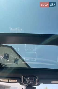 Внедорожник / Кроссовер Land Rover Range Rover 2015 в 