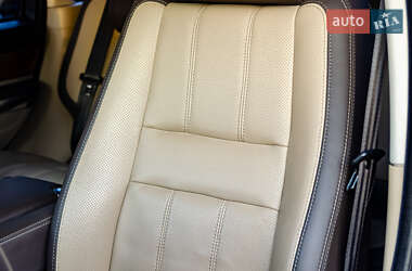 Внедорожник / Кроссовер Land Rover Range Rover 2012 в 